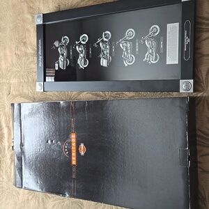 NIB 2007 Harley Davidson Motorcycles of the 1980s Shadowbox Display Set